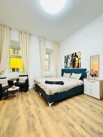 5BR Apt 10min to Matzleinsdorfer