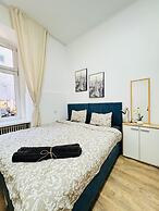 5BR Apt 10min to Matzleinsdorfer