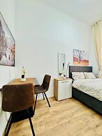 5BR Apt 10min to Matzleinsdorfer