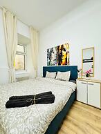 5BR Apt 10min to Matzleinsdorfer