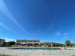 Vians Olympia Resort