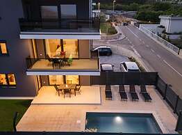 Charming Apartment Island Krk With Private Pool