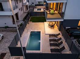 Charming Apartment Island Krk With Private Pool