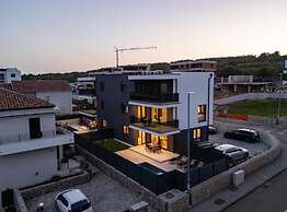 Charming Apartment Island Krk With Private Pool