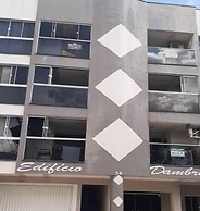 Apto 203 Ed Dambros no centro