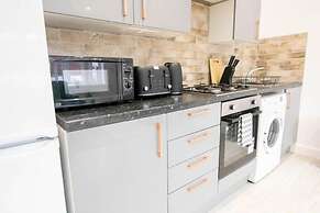 Cosy 3 Bed Flat in Southsea