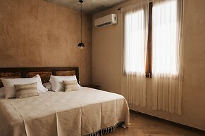 Casa Hotel Izkina