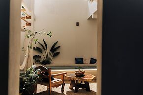 Casa Hotel Izkina