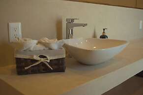 Joanza by ÓOL Hotels