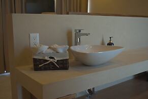 Joanza by ÓOL Hotels