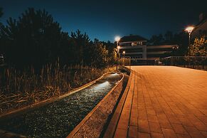 Modern Pla a Basen Rodzinnie i Luksusowo