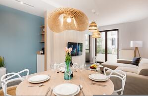 Modern Pla a Basen Rodzinnie i Luksusowo