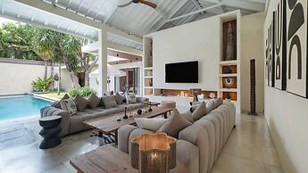 Villa Dreamer by Villa Finder