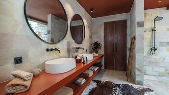 Villa Dreamer by Villa Finder