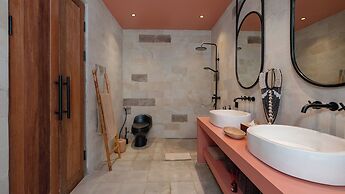 Villa Dreamer by Villa Finder