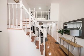 Central Park Studio With Sleeping Loft
