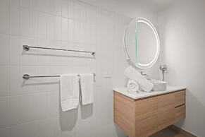 Gorgeous 4 Bedroom House - Blackmans Bay