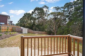 Gorgeous 4 Bedroom House - Blackmans Bay