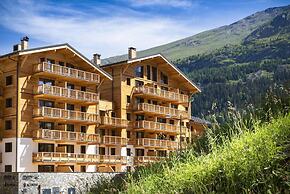 Apartment in Tignes With Spa & Pool