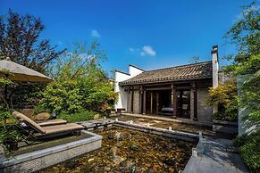 Yiqi Ahn Luh Huangshan