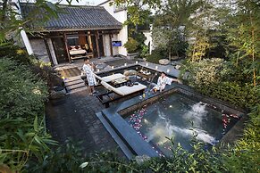 Yiqi Ahn Luh Huangshan