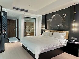 GARDEN PHOENIX HOTEL