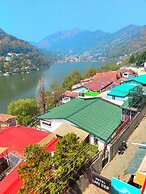 Hotel Lake View Mall Road Near Lake