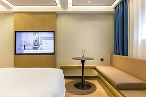 Jinglai Hotel (Shanghai Bund East Nanjing Road Pedestrian Street)