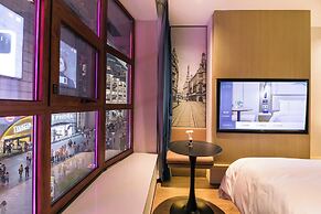 Jinglai Hotel (Shanghai Bund East Nanjing Road Pedestrian Street)