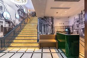 Jinglai Hotel (Shanghai Bund East Nanjing Road Pedestrian Street)