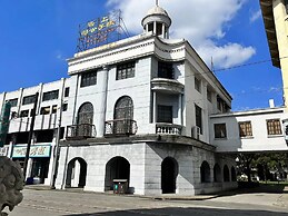Jinglai Hotel (Shanghai Bund East Nanjing Road Pedestrian Street)
