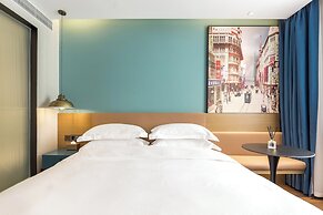 Jinglai Hotel (Shanghai Bund East Nanjing Road Pedestrian Street)