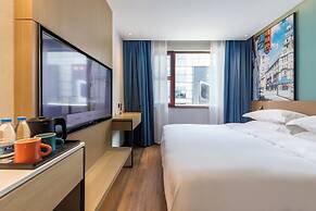 Jinglai Hotel (Shanghai Bund East Nanjing Road Pedestrian Street)