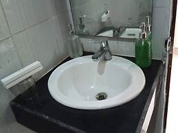 Caldera Hotel & Restaurant