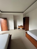 Caldera Hotel & Restaurant