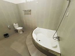 Caldera Hotel & Restaurant