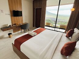 Caldera Hotel & Restaurant