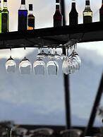 Caldera Hotel & Restaurant