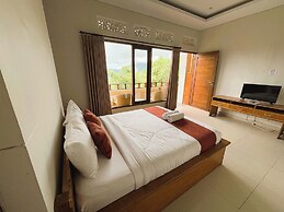 Caldera Hotel & Restaurant