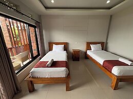 Caldera Hotel & Restaurant