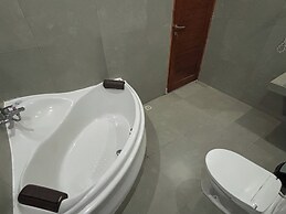 Caldera Hotel & Restaurant