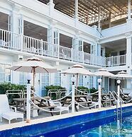 The Mark Resort
