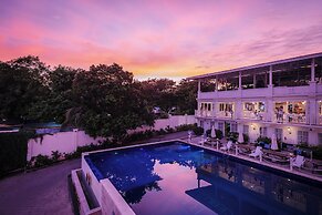 The Mark Resort