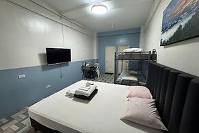 Franca Arcade near Quezon City Circle