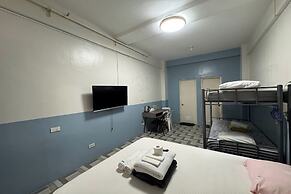 Franca Arcade near Quezon City Circle