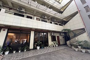 Franca Arcade near Quezon City Circle