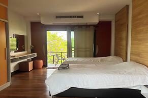 Bkl Pool Villa Pattaya