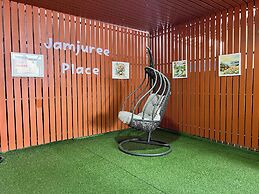 Jamjuree Place