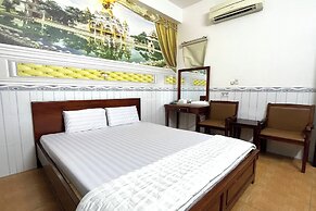 Hung Anh Hotel