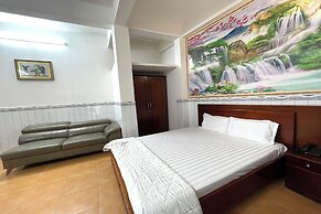 Hung Anh Hotel